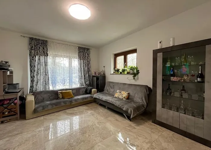 - La Capra Amaltea كورتونا