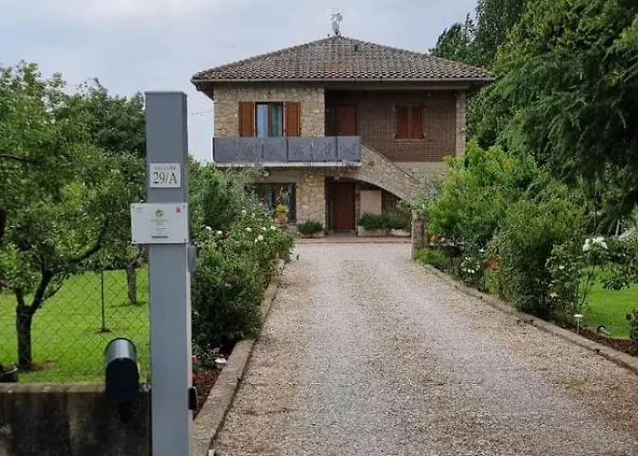 - La Capra Amaltea بيت للعطل